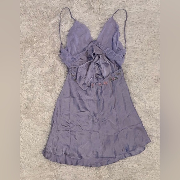 NWOT HOUSE OF CB 'Christa' Embroidered Lavender Mini Dress sz L - Picture 7 of 10
